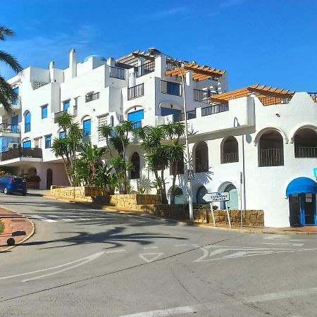 Modern 2 Bed / 2 Bath Apartment Ideally Located By Beach & Marina Manilva Exterior foto